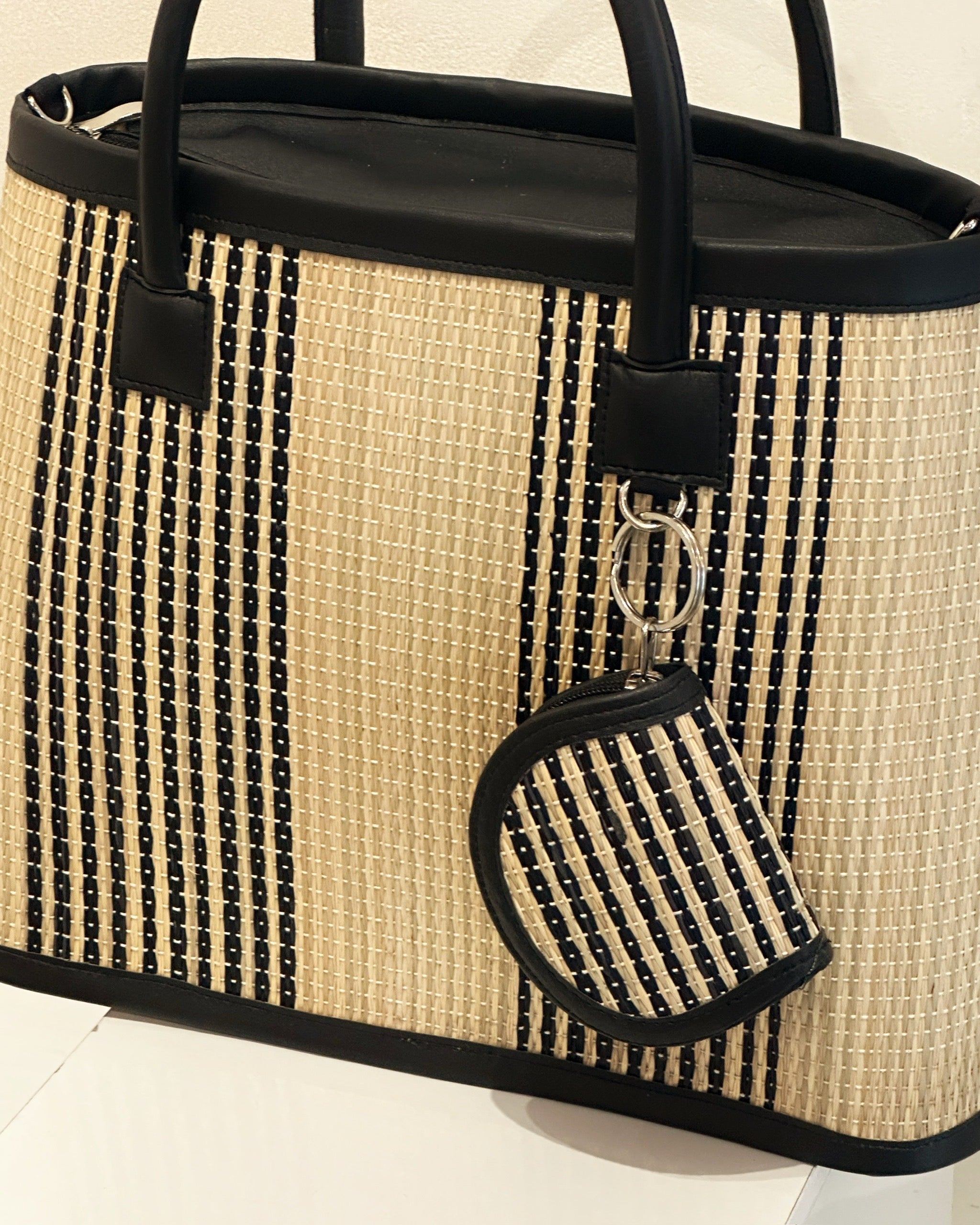 ĐAN BAG - Black small stripes UZU weave